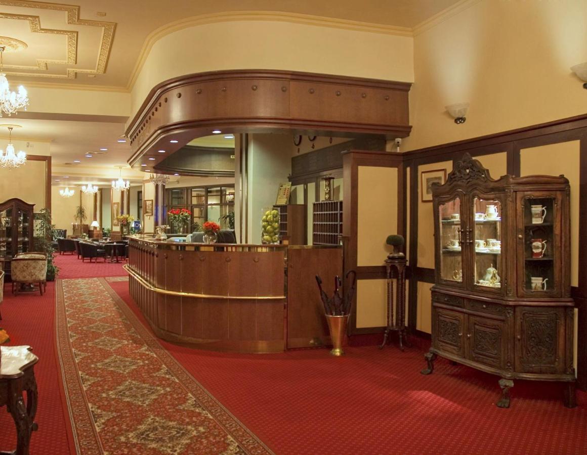Interhotel Central Karlovy Vary Dış mekan fotoğraf