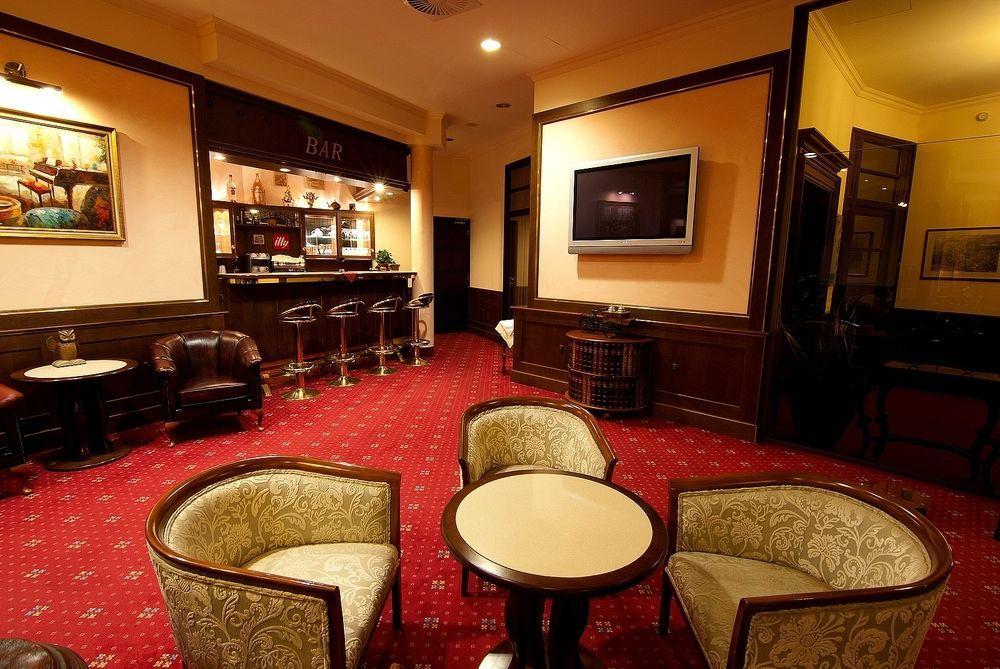 Interhotel Central Karlovy Vary Dış mekan fotoğraf