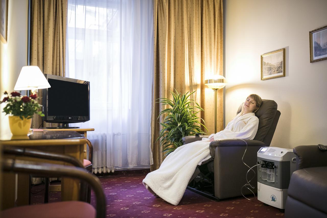 Interhotel Central Karlovy Vary Dış mekan fotoğraf