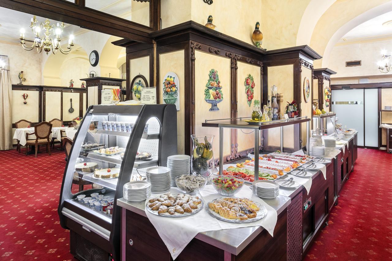 Interhotel Central Karlovy Vary Dış mekan fotoğraf